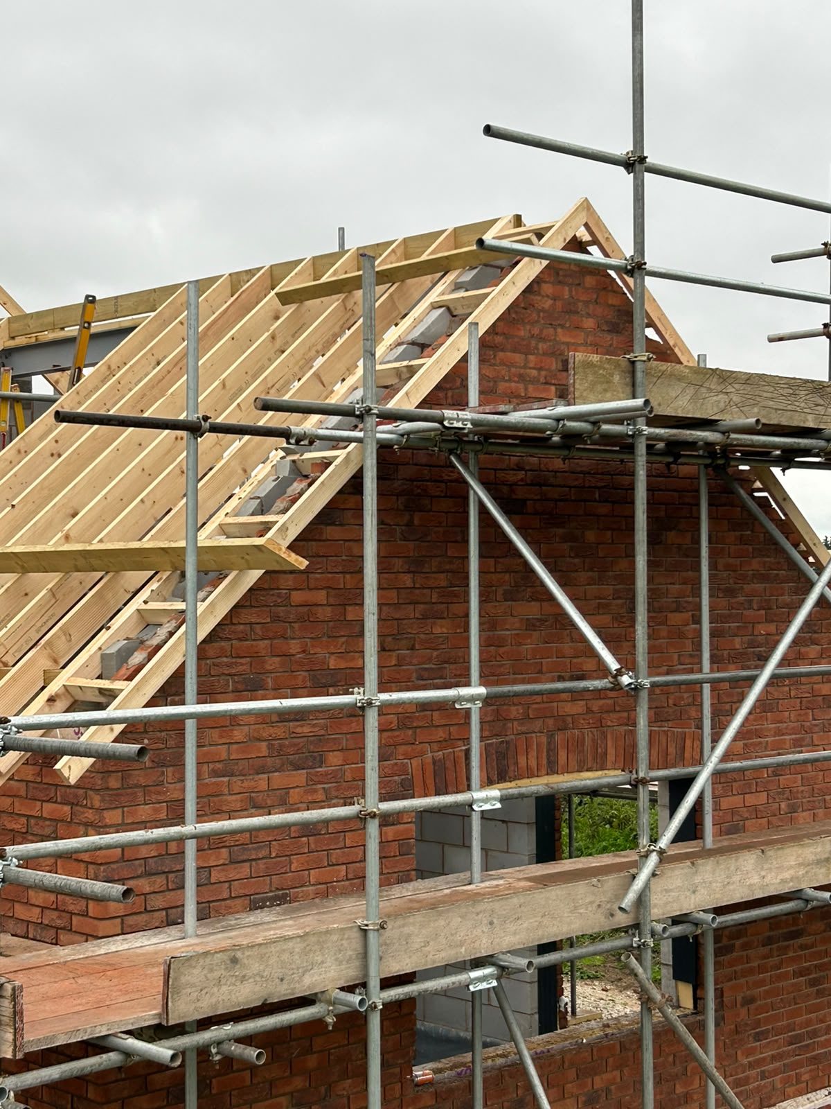 New-build brickwork and scaffold by First Course Brickwork